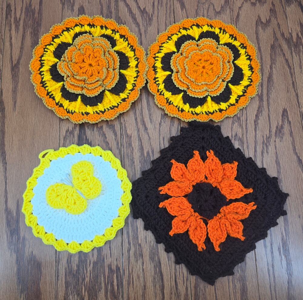 Vintage‎ 70s Cottagecore Boho Retro Kitchen Hand Crochet Pot Holders